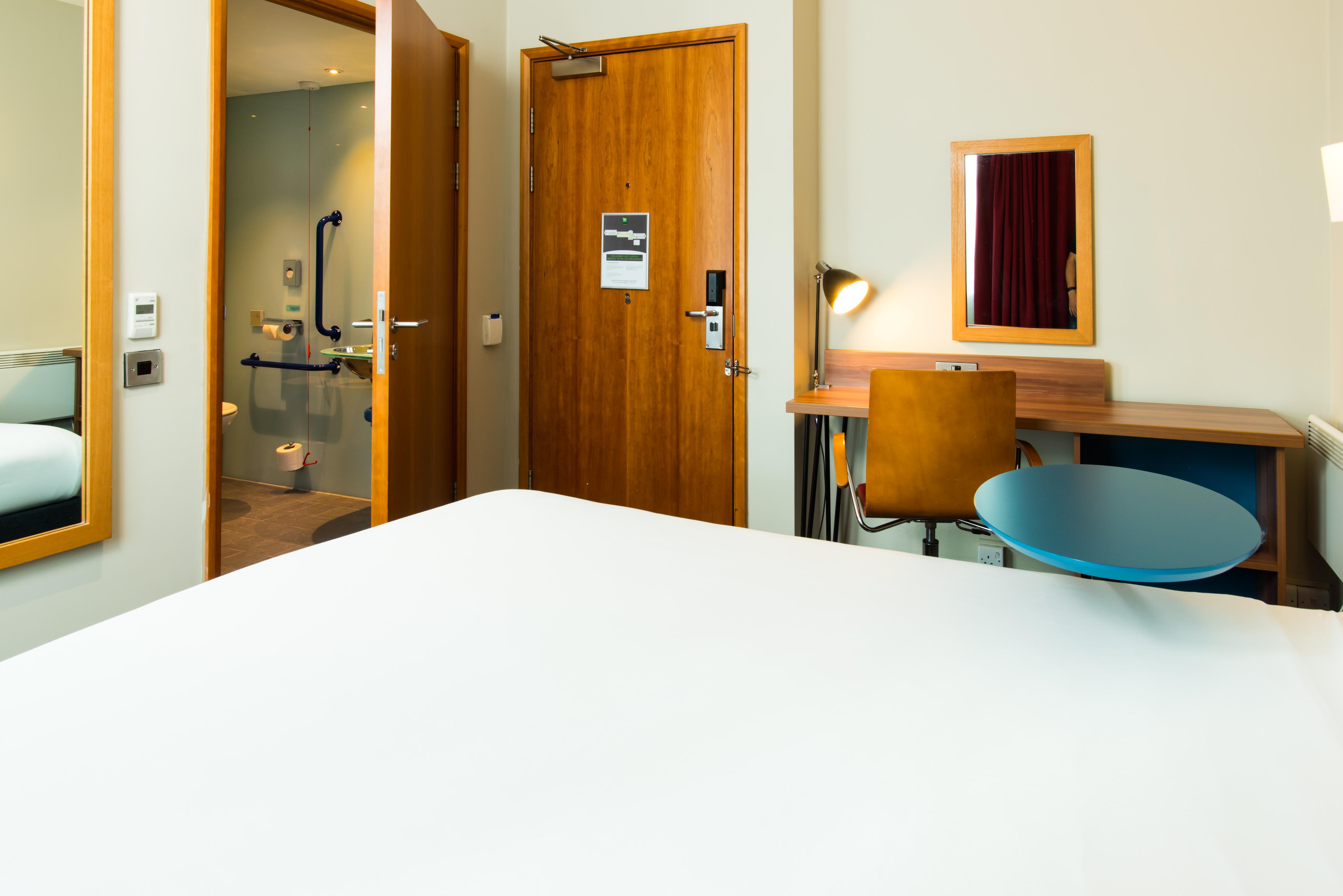 Ibis Styles Birmingham Nec & Airport Hotel Bickenhill Exterior photo